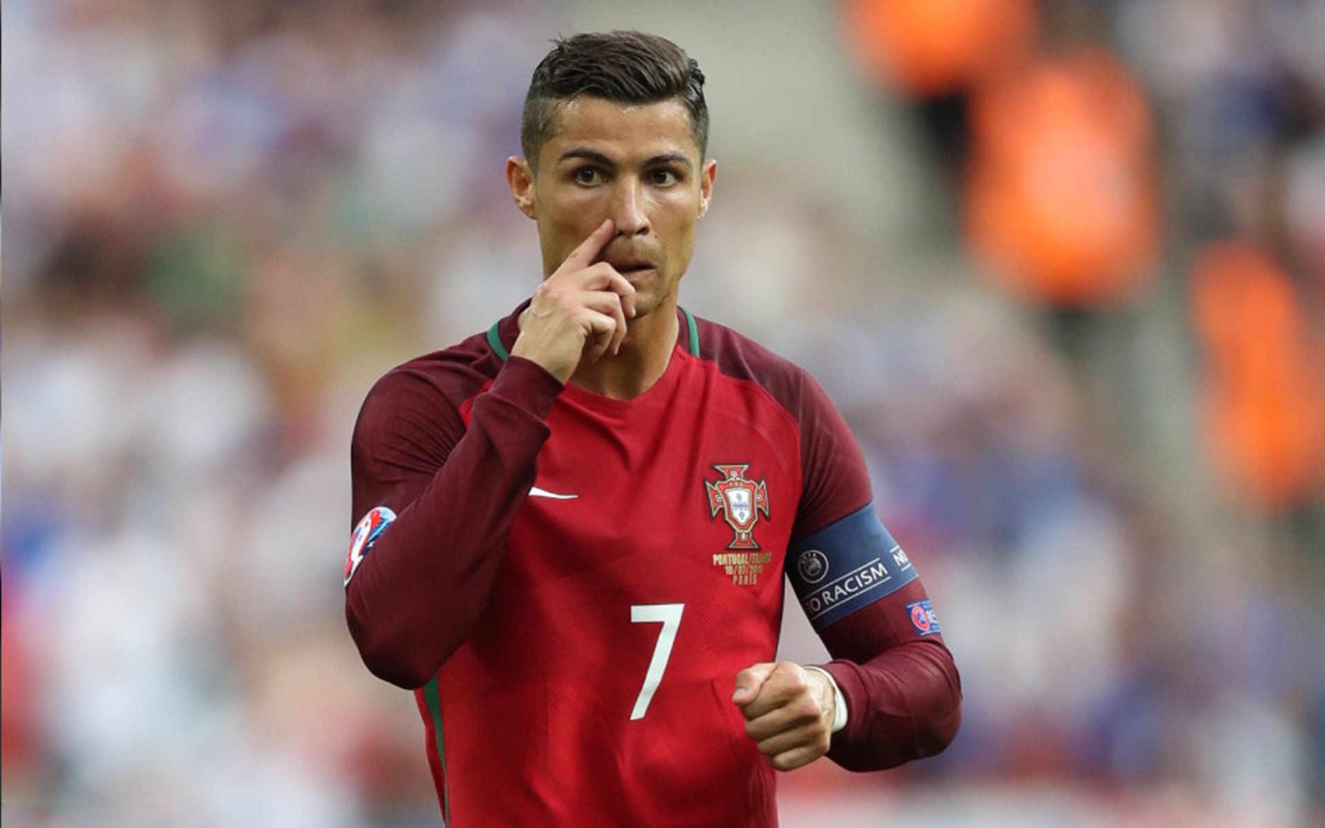 湖人大胜雷霆，全明星赛前哨战中詹姆斯锁死对手，湖人官推发布詹姆斯入场照